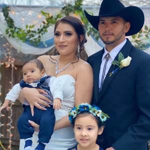 Meet your Posher, Crystal